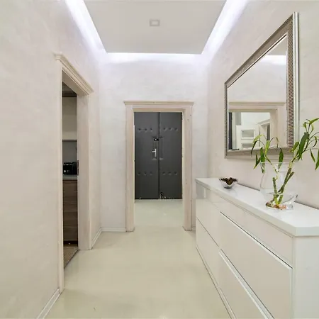 Apartment Glamorous City Center Lodging #68 *